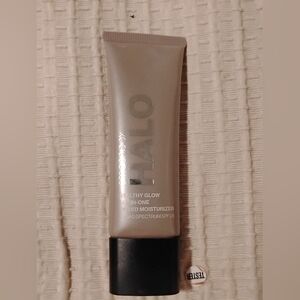 Smashbox Halo Healthy Glow Tinted Moisturizer - Tan